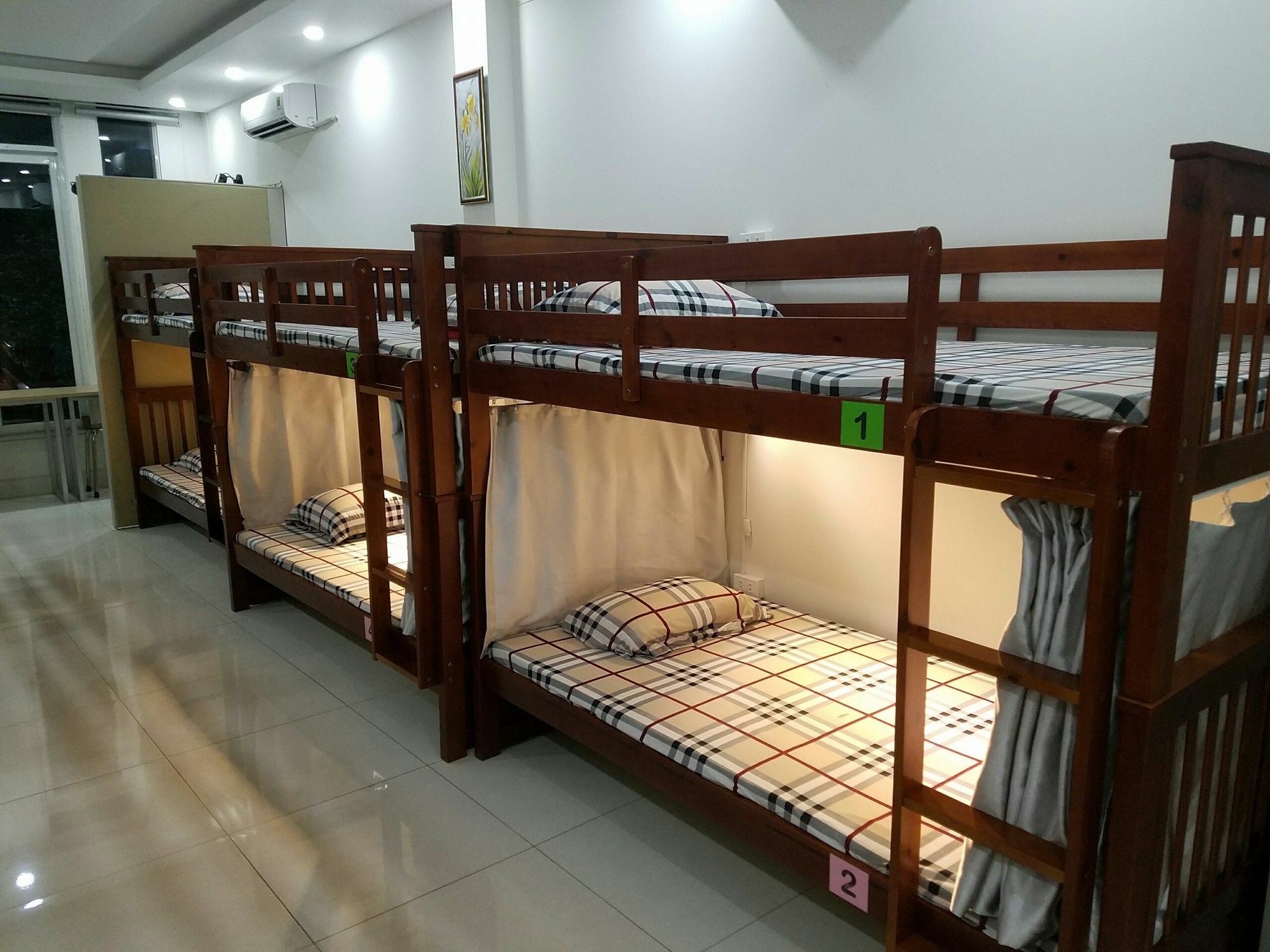 Natural House Hostel Ho Chi Minh City Bagian luar foto